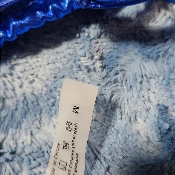 Shiny Blue 2 piece Bikini - Picture 3 of 3